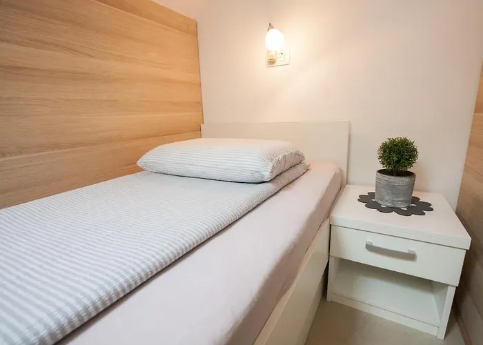 Klik ホームステイ *