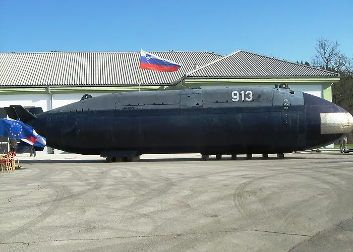 Nastanitev v družini Klik *